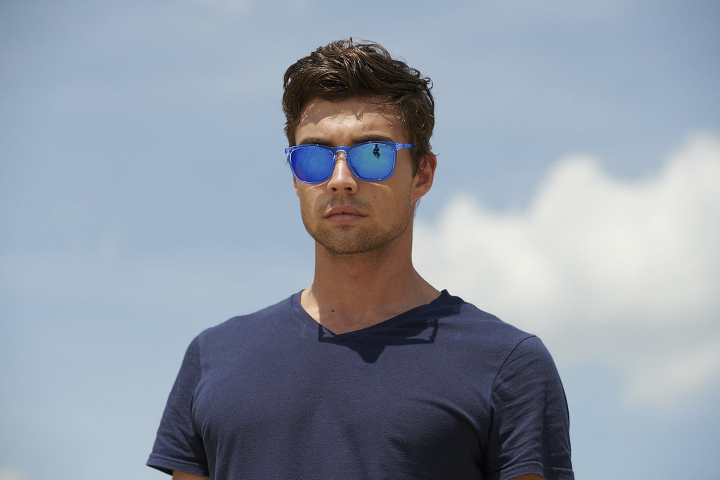 Gravity glasses