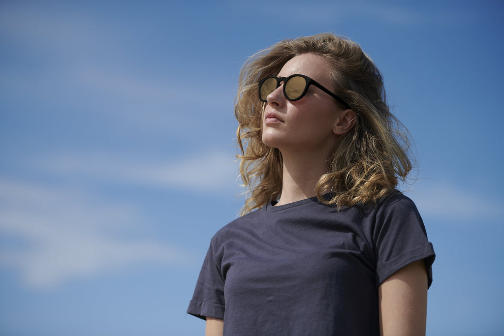 Gravity glasses