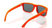 Load the image into the Gallery viewer, Street glasses