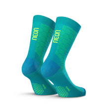 Load the image into the Gallery viewer, Neon 3D Socks Petroleum white