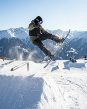 Carica l'immagine nel visualizzatore di Gallery, Neon Maschera Light - Orange