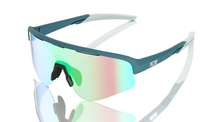 Carica l'immagine nel visualizzatore di Gallery, Neon Occhiale Arrow 2.0 AIR - Petroleum Fotocromatico Green