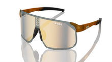 Carica l'immagine nel visualizzatore di Gallery, Neon Occhiale AIR PRO 2.0 - Caramel Fotocromatico Bronze